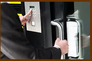 Casselberry Locksmith Store Casselberry, FL 407-549-5043 Casselberry Locksmith Store Casselberry, FL 407-549-5043 - 10-comm-lock